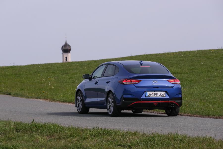  Hyundai i30 Fastback N Line 2018 года  (WW) (фото 34 из 35)